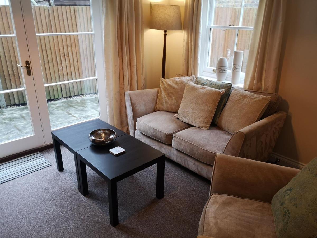 Coastal Escape Deal - 2 Bedroom House -Short Lets & Serviced Accommodation Exteriér fotografie
